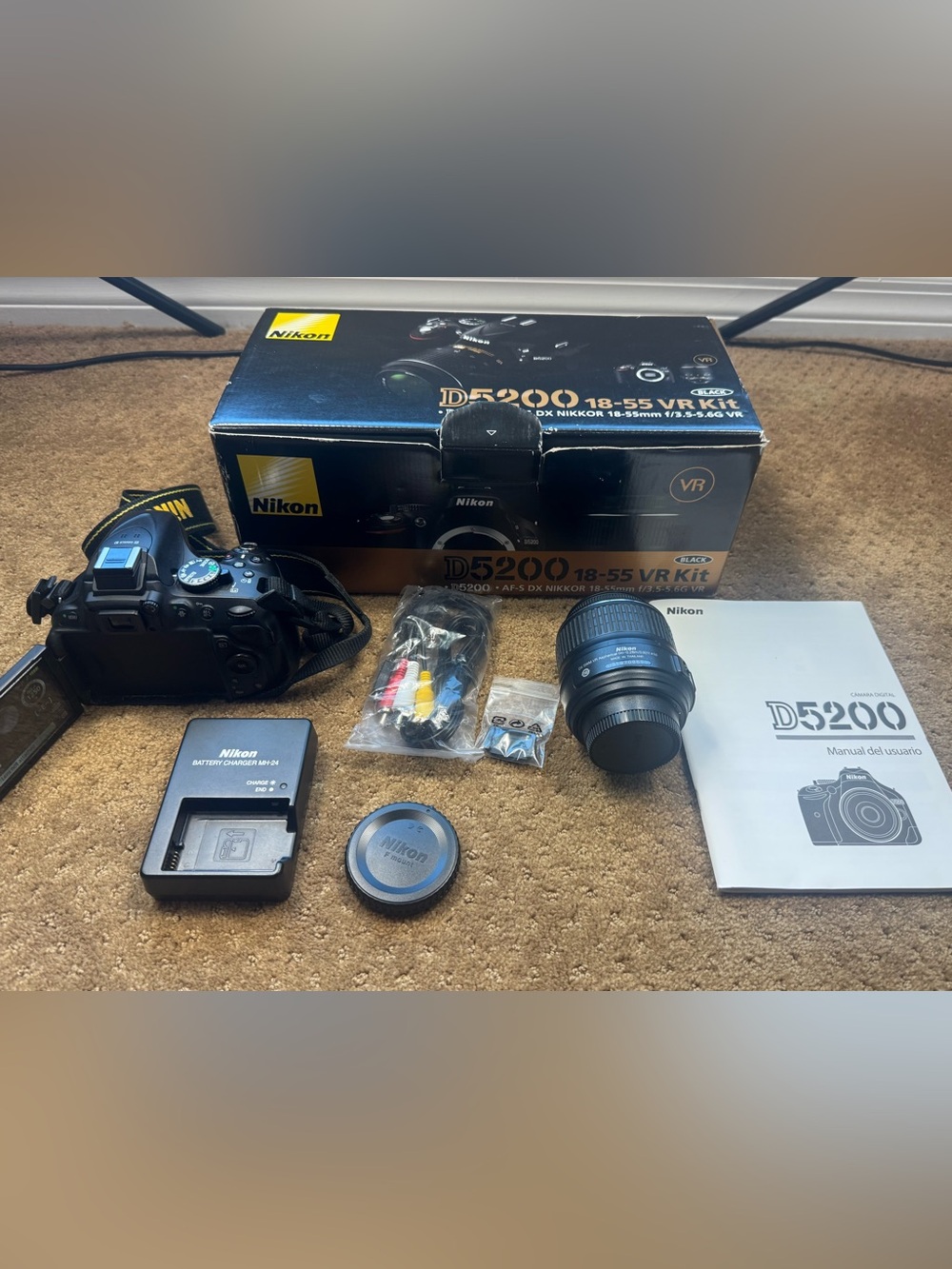 Nikon D5200 18-55mm VR Kit,